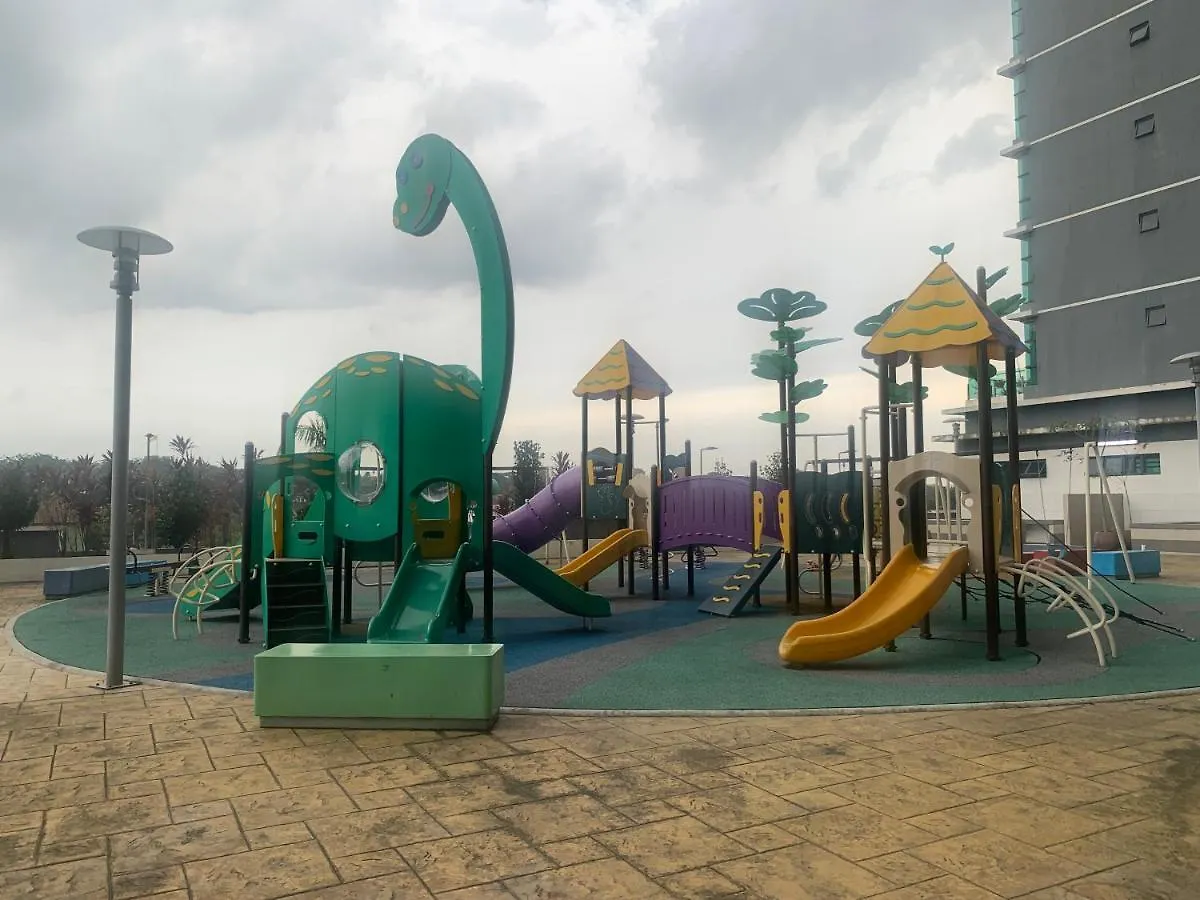 Ilman'S Loft Vista Alam Hillview-Ps4-500Mbps Apartment Shah Alam 0*,  Malaysia
